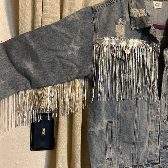 Jean Jacket- Stars & Shimmering Fringe - Picture 5 of 11